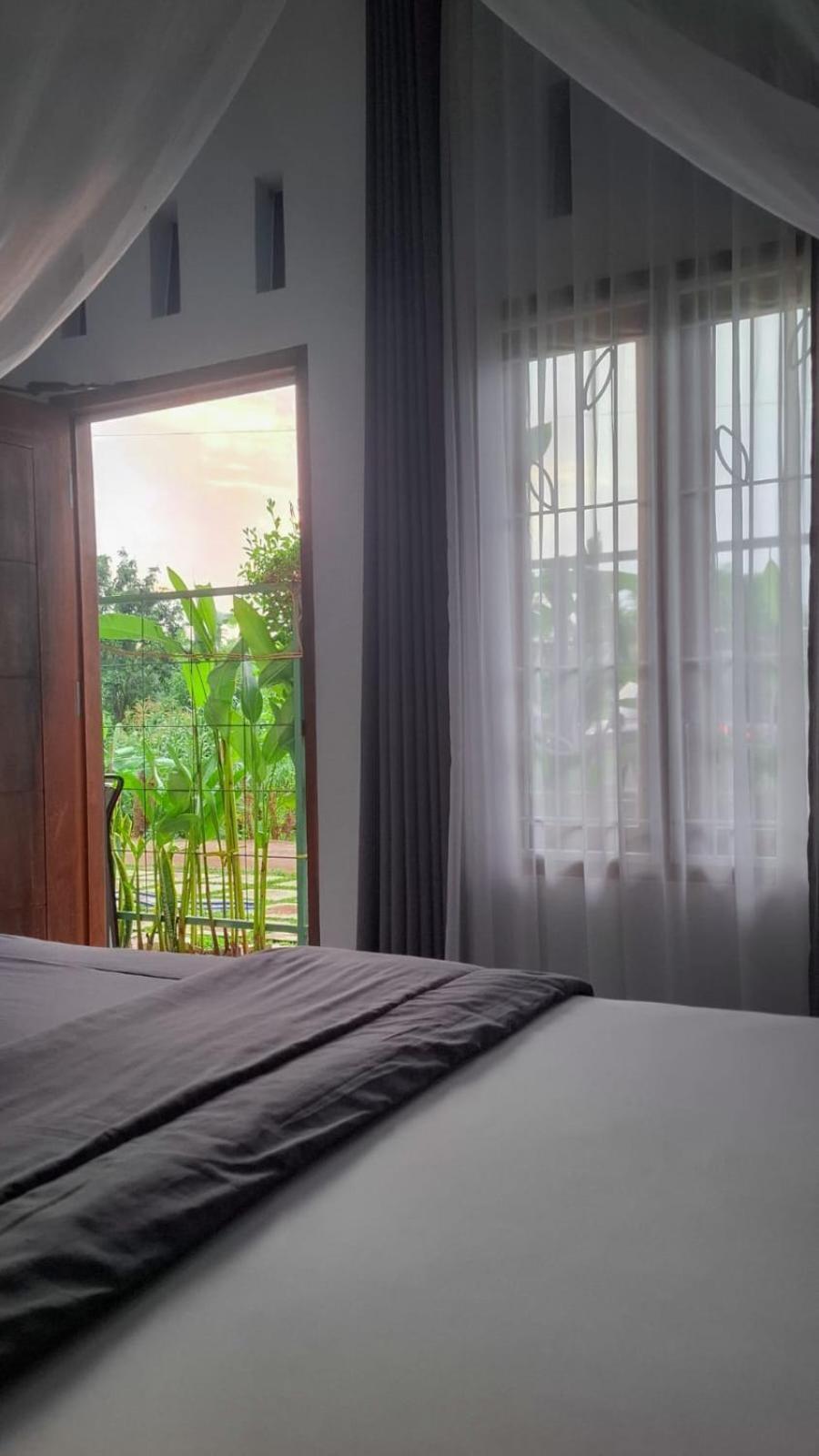 Guest House D Valeri Labuan Bajo Exterior photo