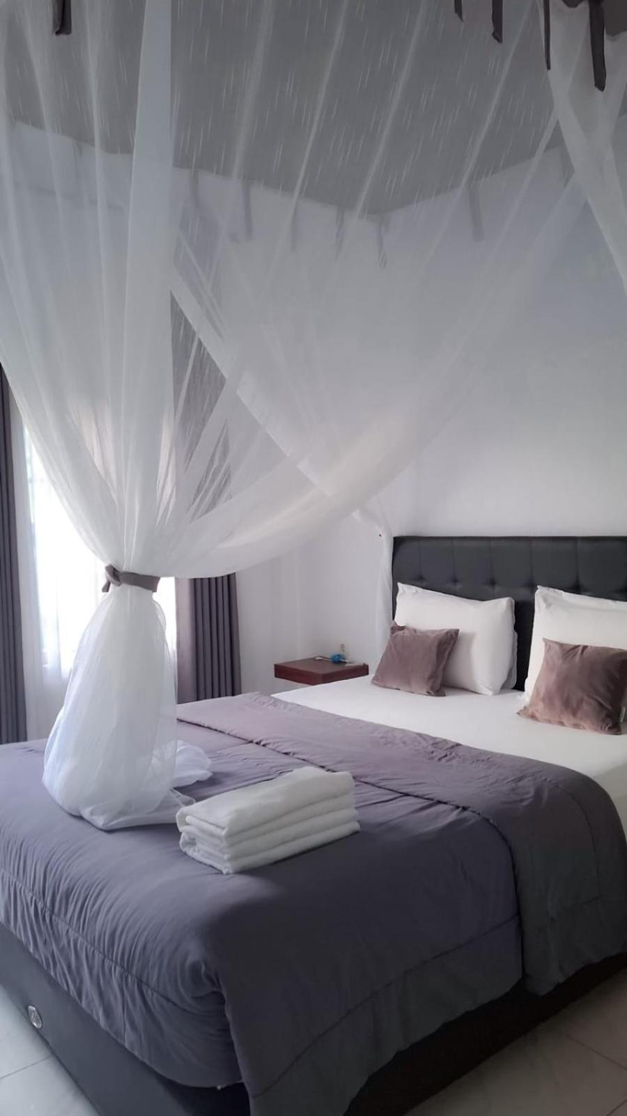 Guest House D Valeri Labuan Bajo Exterior photo
